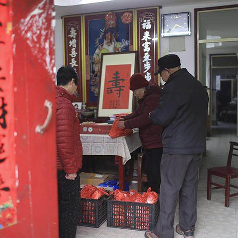 无锡市高龄卡在哪里办