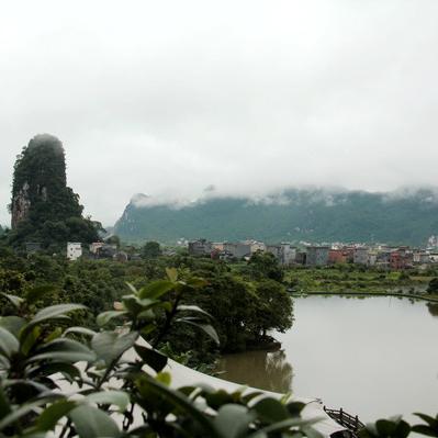桂林市溶洞温泉在哪里啊