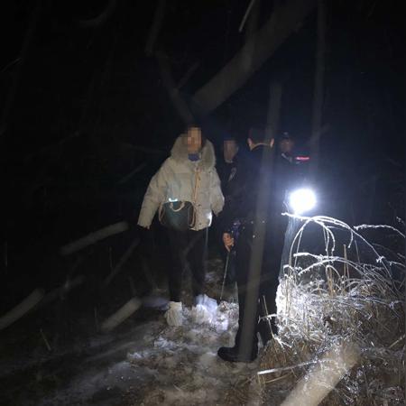 杭州汽车东做几路公交车到半山路？