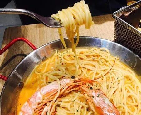 正月十七吃什么美食（你的家乡有哪些习俗和活动让你难以忘记）