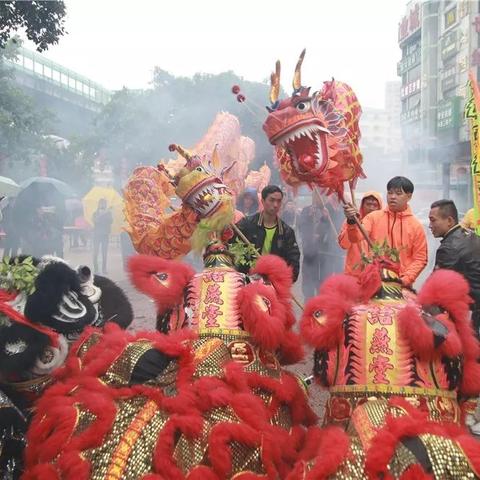 广州白云区在哪个节日舞龙？