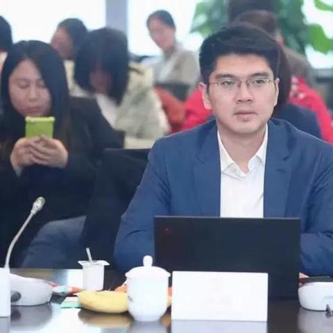 总编相当一个公司的什么级别？