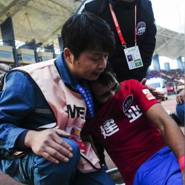 足球红牌一次多少钱