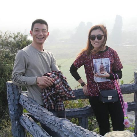 南宁桃源饭店，距离南宁东站或者南宁站哪个近？