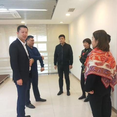 成都市市委怎么入职