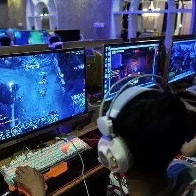 西安过生日吃饭包间相关长尾关键词有哪些