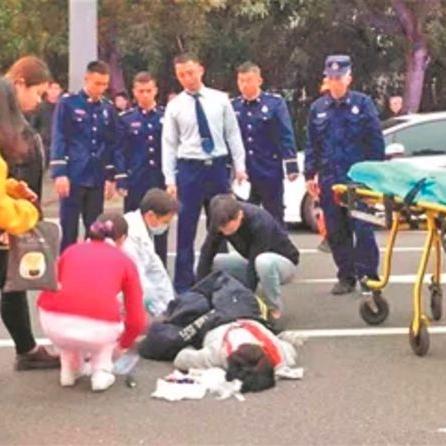 广东东莞市女司机车祸的长尾关键词有什么