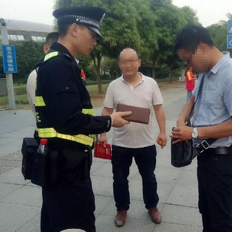 南宁自带镜框的相关长尾关键词有哪些