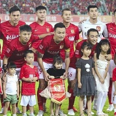 年轻外国足球运动员的长尾关键词有哪些