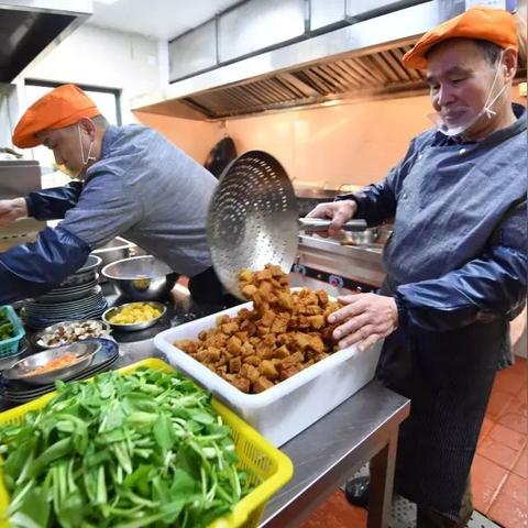 宁波市白鹤小学是什么区