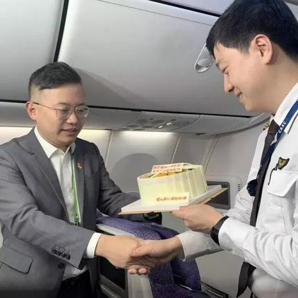 厦门回哈尔滨机票贵还是揭阳回哈尔滨机票贵？
