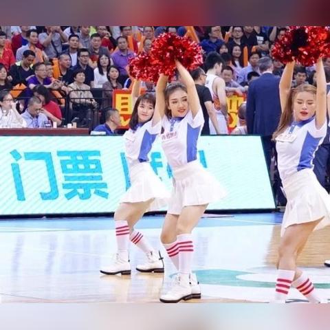 “八字大运解析：你的运势转折点藏在哪儿？”