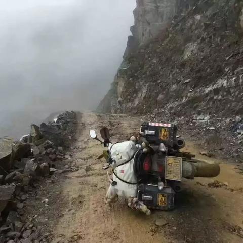 摩托车怎么进入南宁市