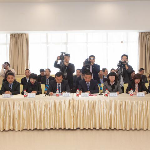 兰州汽车站到兰大第二医院坐出租车多少钱？