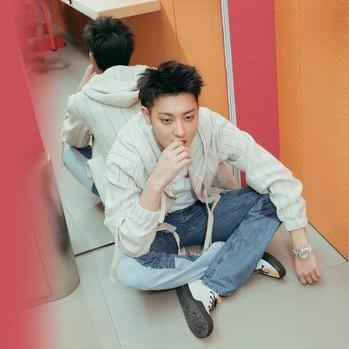 网易手游（网易手游，引领游戏新风尚）