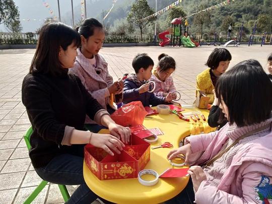 团市委在江安召开“童伴计划”现场会阳春社区获评双优！