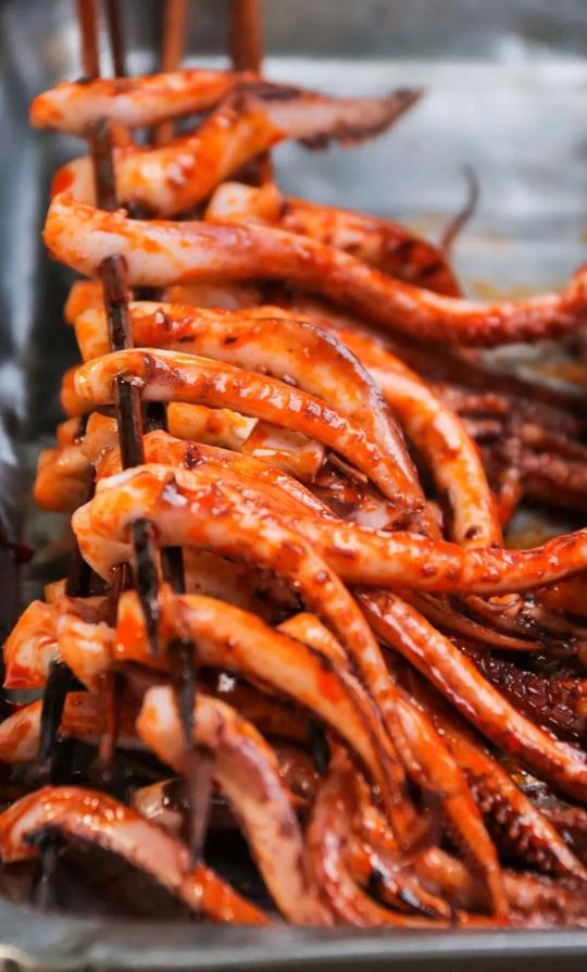 没忍住，就想曝光这条美食街！吃过一半算你厉害