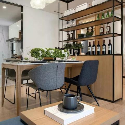 餐厅博物架图片大全的长尾关键词有哪些