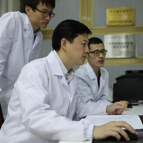 武汉几年级学物理？
