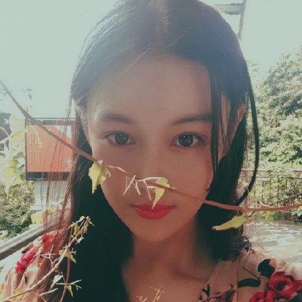 帮忙做微商怎么发朋友圈