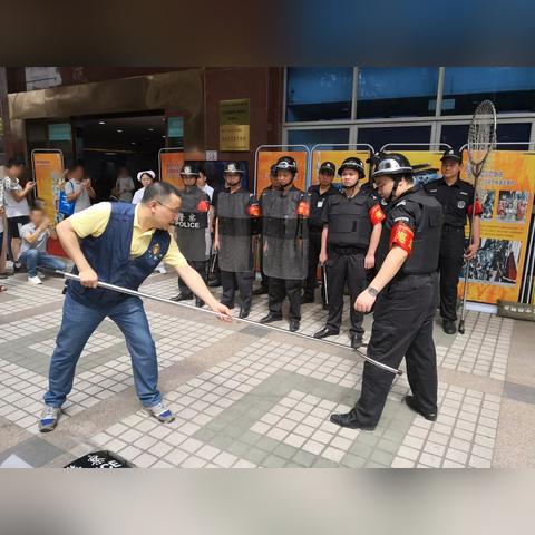 广州火车站暴恐的相关长尾关键词有哪些