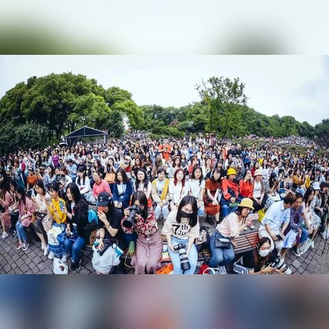 重庆大学草地音乐节的长尾关键词有什么