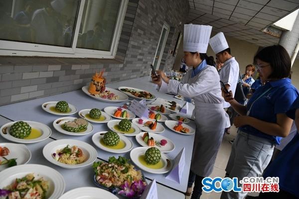 学生美食节做什么好（仁寿位于四川什么地方）