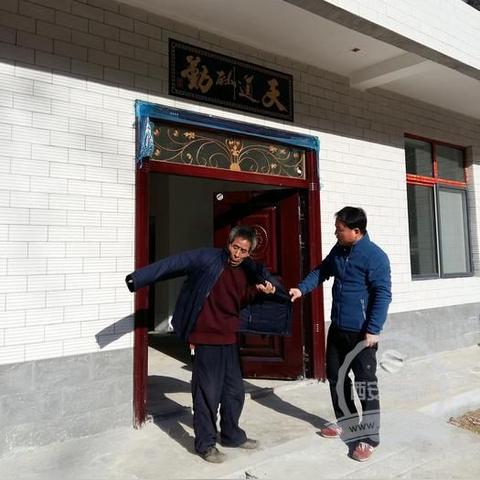 八字配偶星在哪一柱_八字配偶星在哪一柱(八字里的配偶星是什么意思)