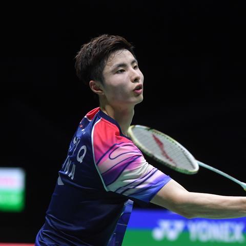 南宁二十六中与南宁二十中哪一个多好？