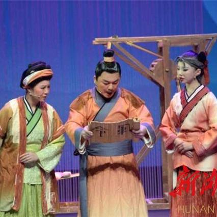 临沂市和长沙市哪个大些