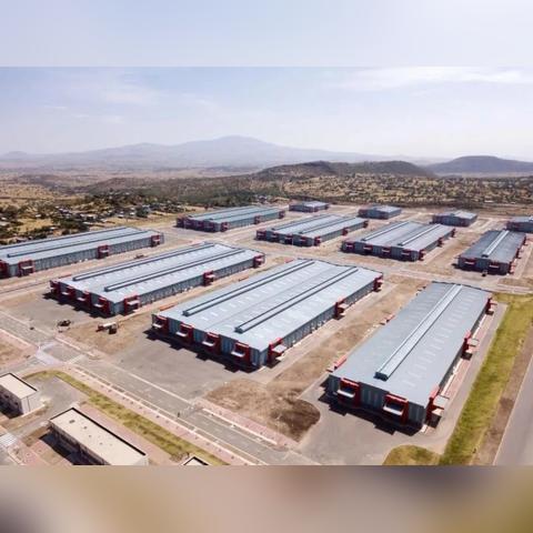 关于跨境电商平台的故事的相关长尾关键词是那些