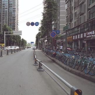 成都市区怎么去犀浦地铁