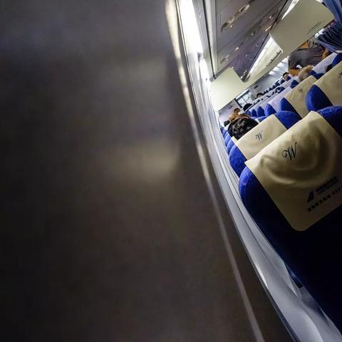 桂林出现橘色共享电动车相关长尾关键词有哪些