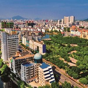 哈尔滨市与南通市哪个好