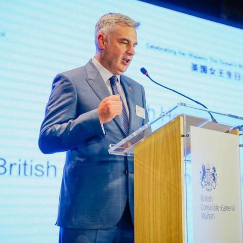 贯穿武汉市的河流是什么