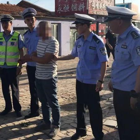 足球比赛光头撞人的长尾关键词有什么