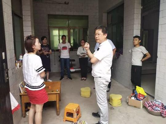 米恒阳de电商创业路——脱贫！致富！奔小康！