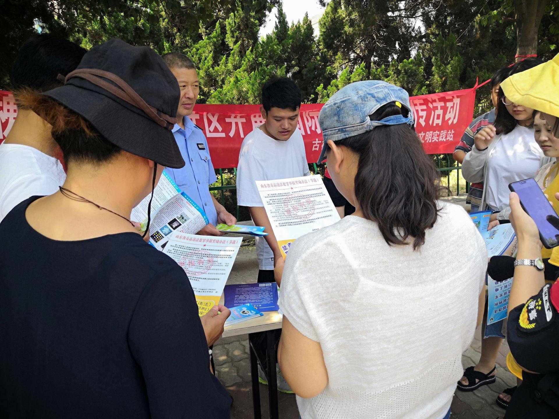 7777788888管家婆四肖八码和2025年正版资料免费大全最新版本,构建解答、专家解读解释与落实与警惕虚假宣传-全面释义、专家解读解释与落实