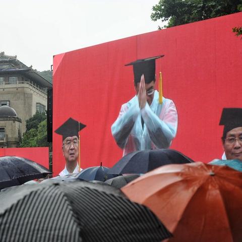 武汉什么时候下雨？