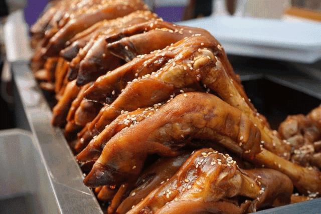 美食小镇有什么动物（中粮小镇有什么运动品牌）