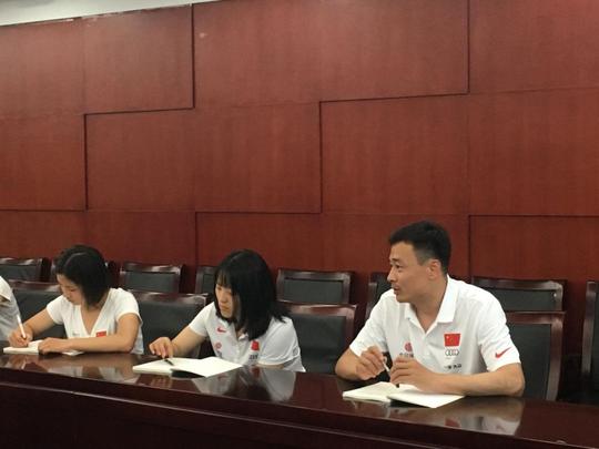 单板滑雪u型场地国家集训队召开秦皇岛大比武总结会