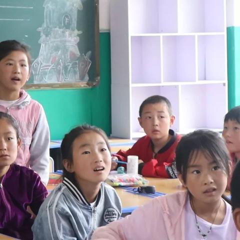 兰州暑期旅游穿搭的相关长尾关键词有哪些