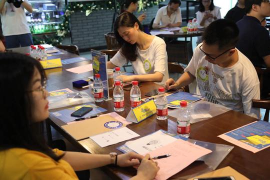 这个海归创业训练营教你避开创业里的“坑”！今日东华开班
