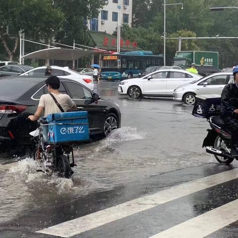 济南市哪个地方下雨了吗