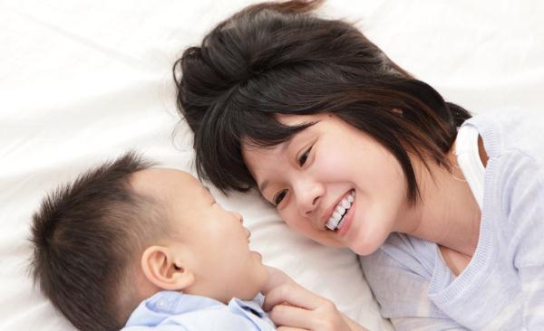 宝宝总是呛奶怎么办 宝宝总是呛奶怎么办