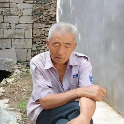 济南市口腔医院在哪个区