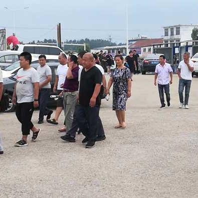 济南最大的服装批发市场在哪里相关长尾关键词有哪些
