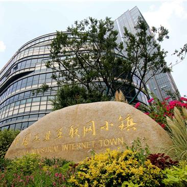 杭州ai人工智能小镇好玩吗的相关长尾关键词有哪些