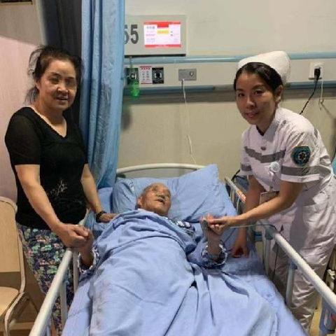 成都市妇幼怎么去急诊的