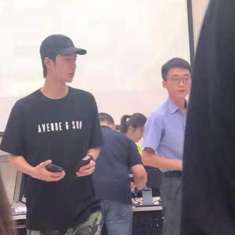 河南省周口市王一博的摩托姐姐的长尾关键词有哪些